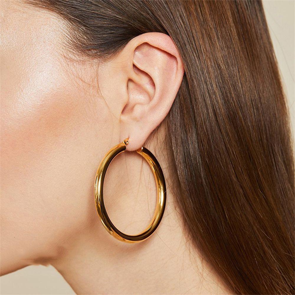 NEEDWAY Anting Hoop Geometris Trendi Telinga Gesper Lingkaran Gaya Keren Logam Glossy Gadis Gaya Korea Earrings