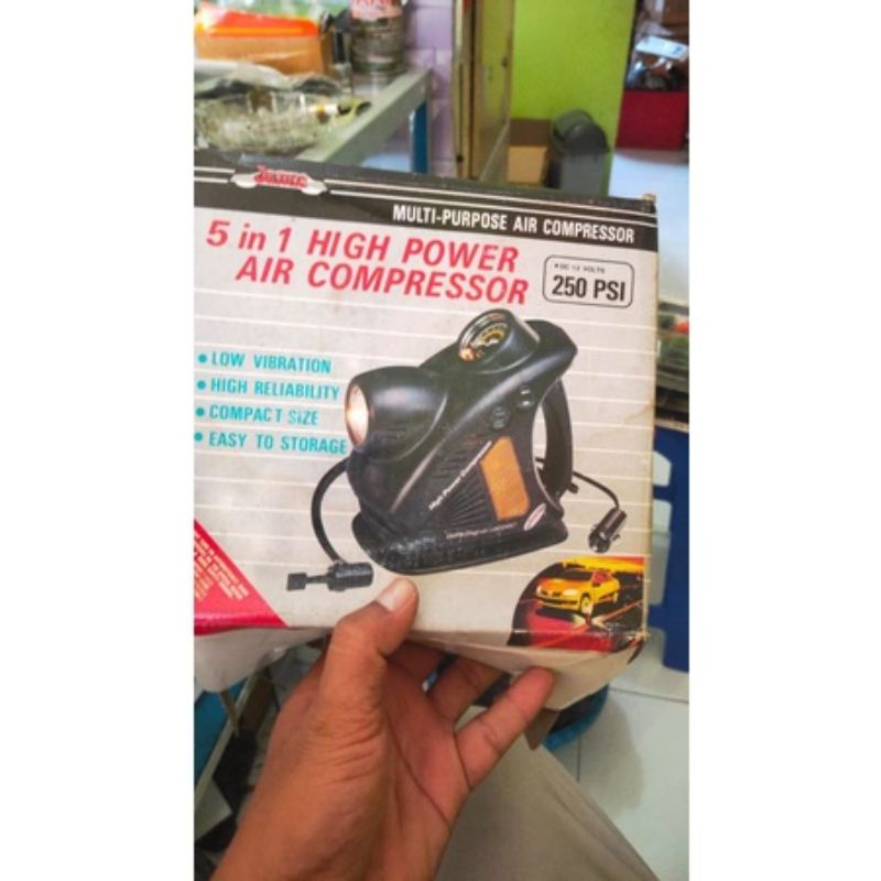 POMPA ELEKTRIK BAN ANGIN COLOK MOBIL