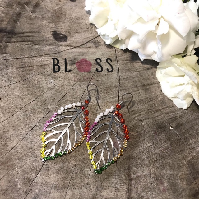 

Rainbow Leaf Earing