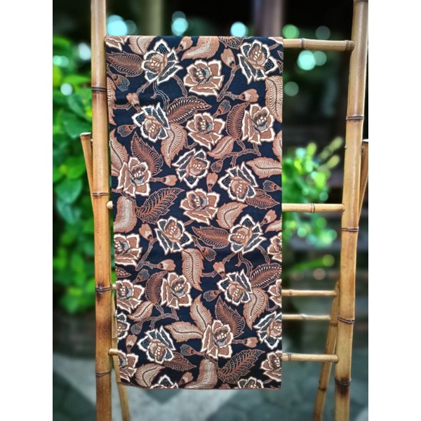 Kain Batik katun Sanforizied motif bunga mawar