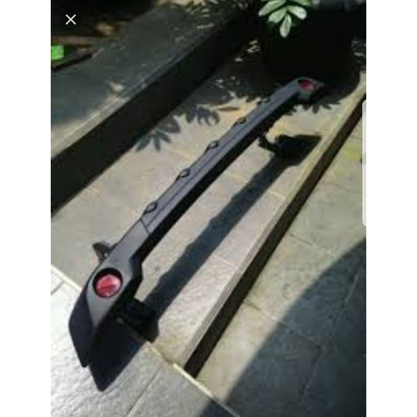 Pengaman Bemper Belakang Avanza Xenia 20042011