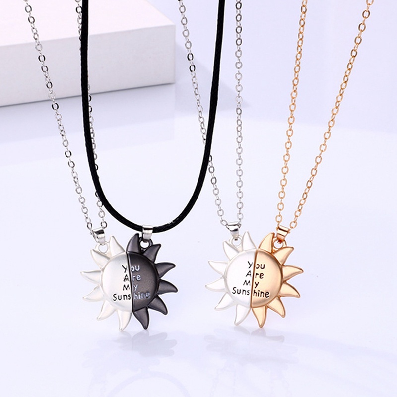 2pcs Kalung Rantai Pasangan Dengan Liontin Matahari + Tulisan You Are My Sunshine Untuk Pria / Wanita