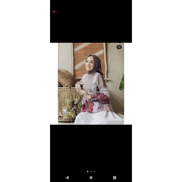 nawa blouse wearing klamby