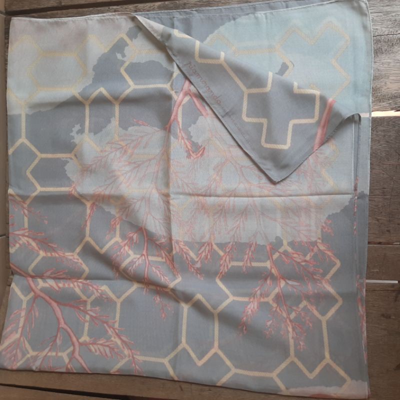 seashore scarf ria miranda grey