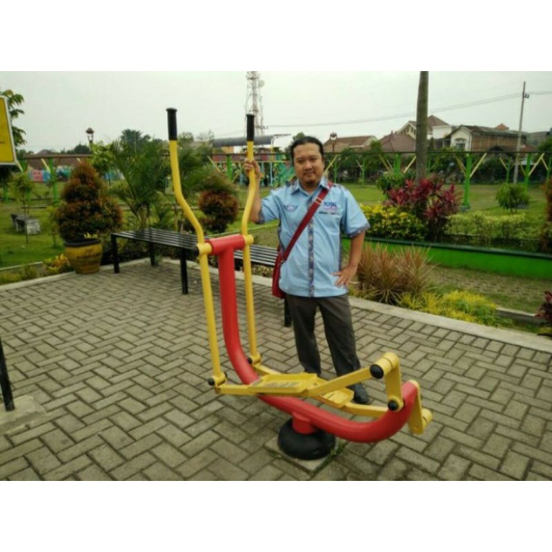 ELLIPTICAL MACHINE/ALAT OLAHRAGA OUTDOOR SAFARI