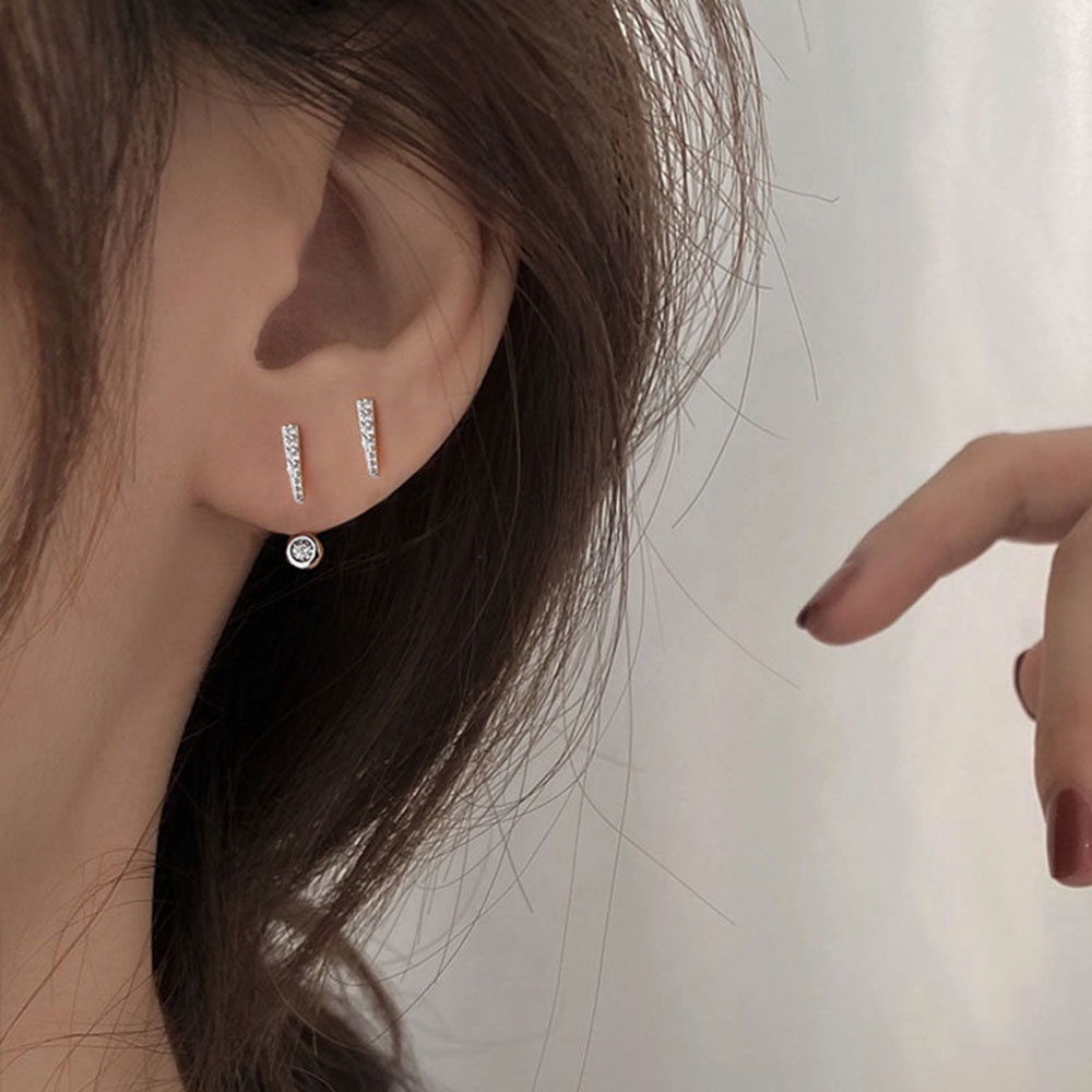 Anting Stud Geometris Asimetris Aksen Berlian Imitasi Untuk Wanita