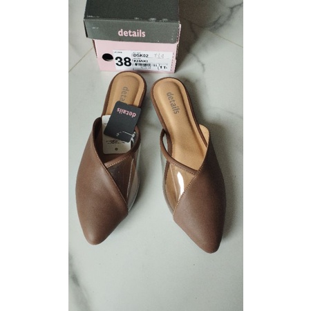 Sepatu Wanita Details
