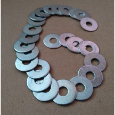 RING PLAT PUTIH/KUNING M6 (RING PLAT 10) TEBAL 1MM