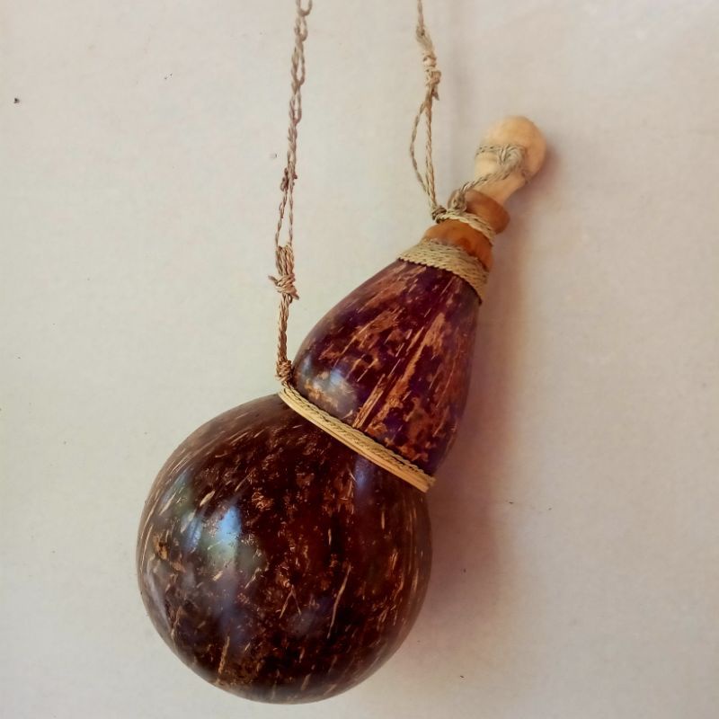 kempis tradisional/tempat air minum