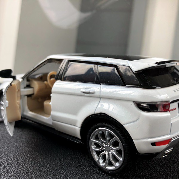 Pajangan RANGE ROVER EVOQUE Miniatur Parfum Parfume Pewangi Mobil