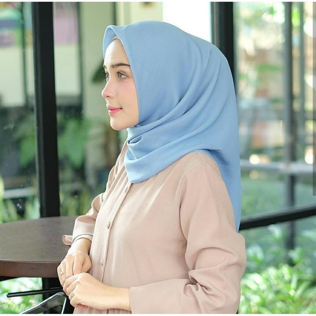 BELLA SQUARE Hijab Segiempat Warna Part1 Jilbab Pollycotton Premium [COD] [Go-Send]-KHAKI MUDA
