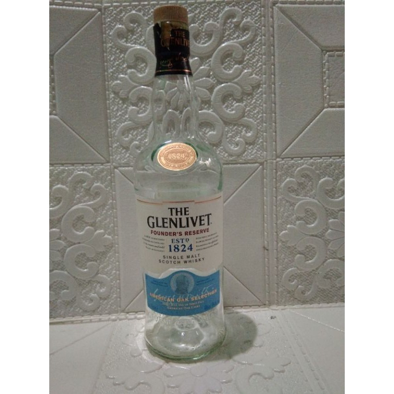 botol bekas miras glenlivet 1824