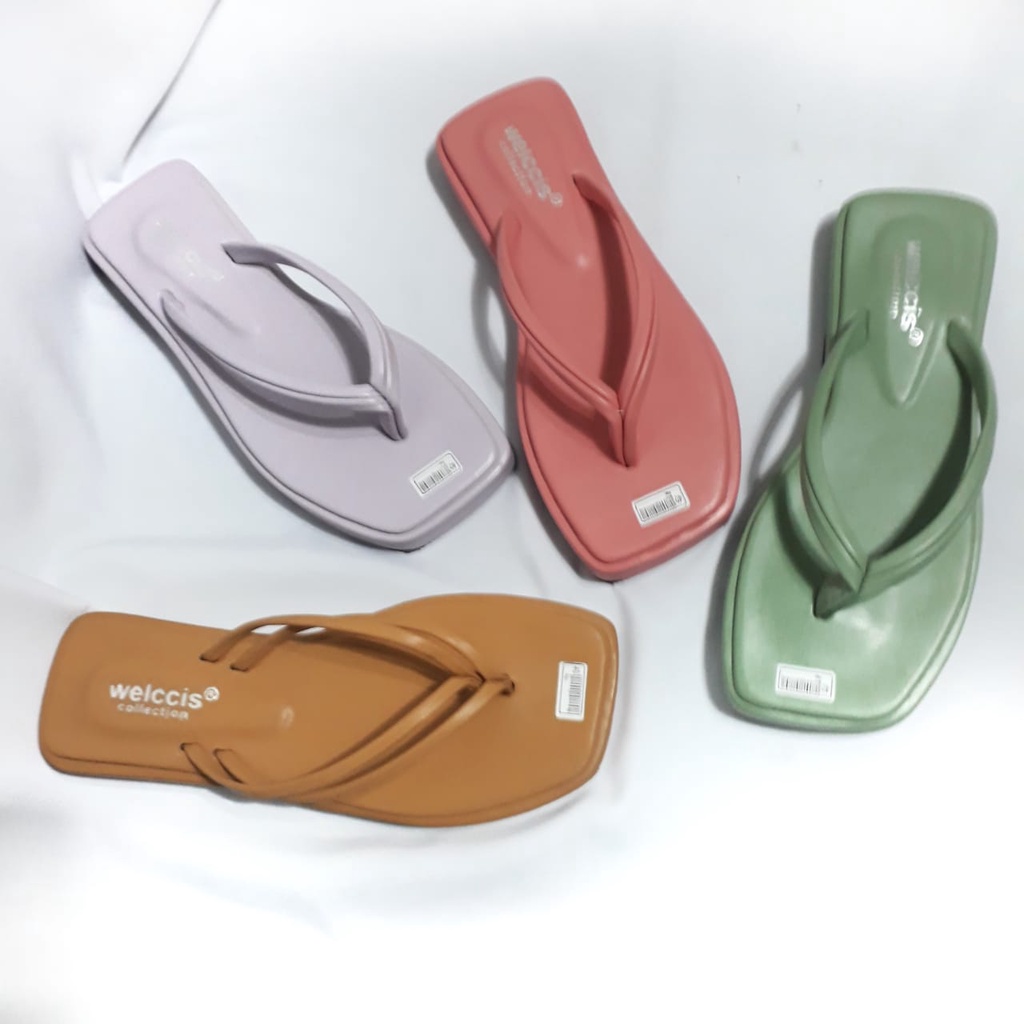 sandal platform wanita