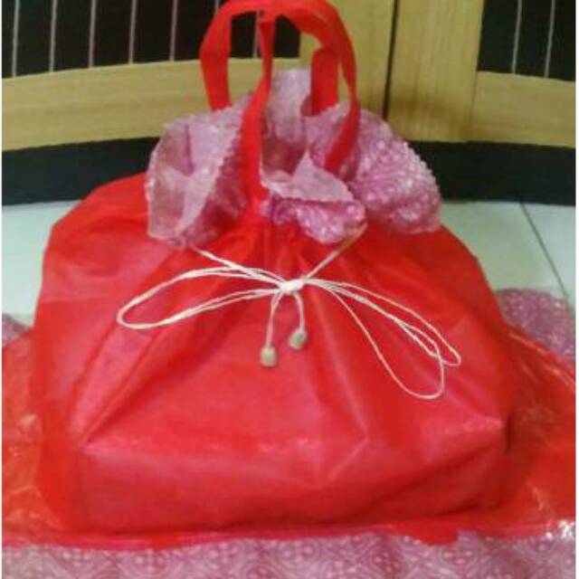 Tas hajatan spunbond serut tipis uk 22 READY STOCK (0405)