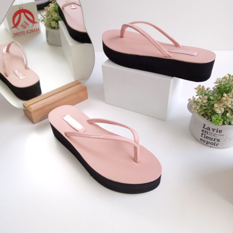 WEDGES DATAR JEPIT ANDIN