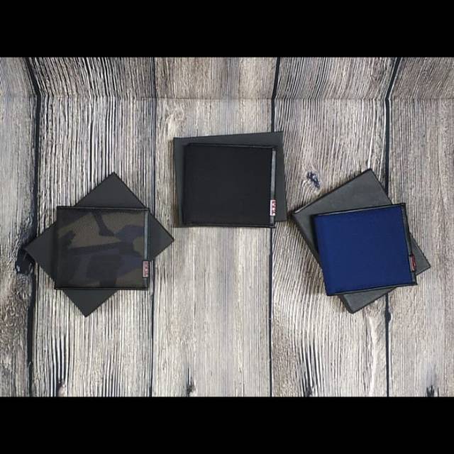 Dompet Pria/TUMI WALLET/Dompet Global Center  Flip id Passcase
