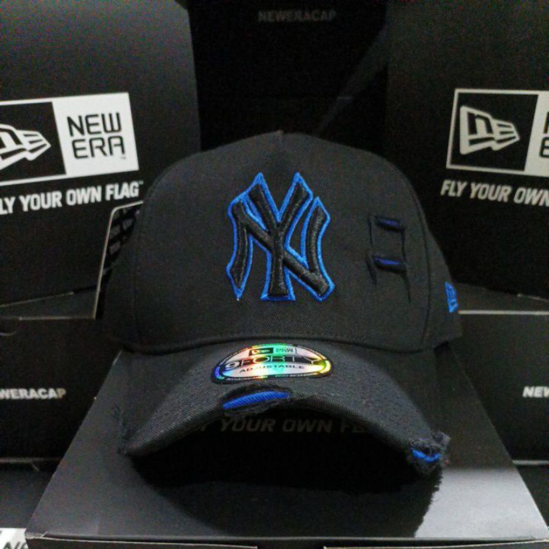 (PROMO TOPI PREMIUM) NY Damage Hitam List Biru / Bahan Hitam / 9Forty A Frame (BISA COD)