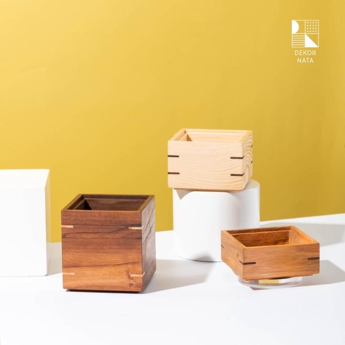 

Dekornata Max Pen Holder / Tempat Pensil Kayu / Pulpen / Alat Tulis 006