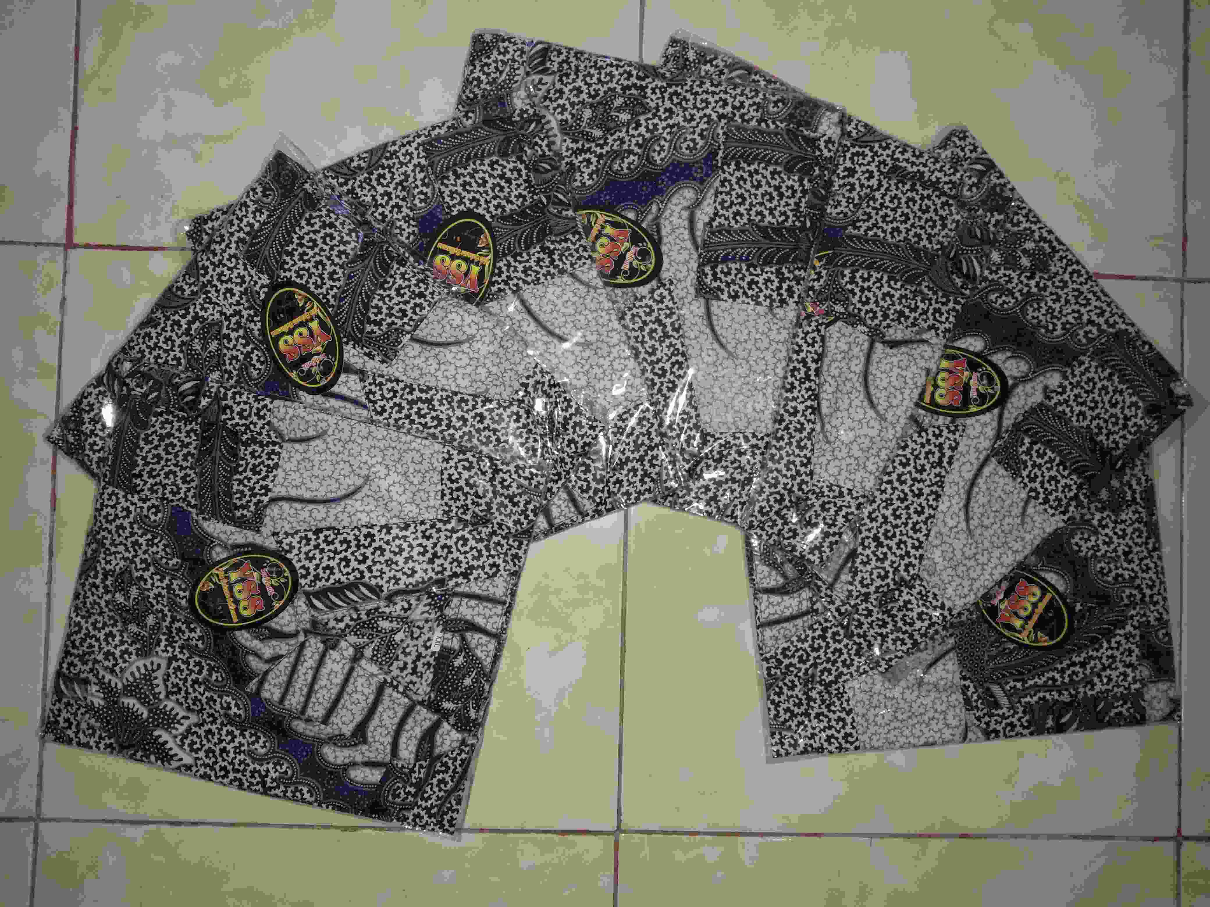 Batik Pria Kemeja Batik Pria Lengan Panjang Size M L Xl Xxl Terlaris