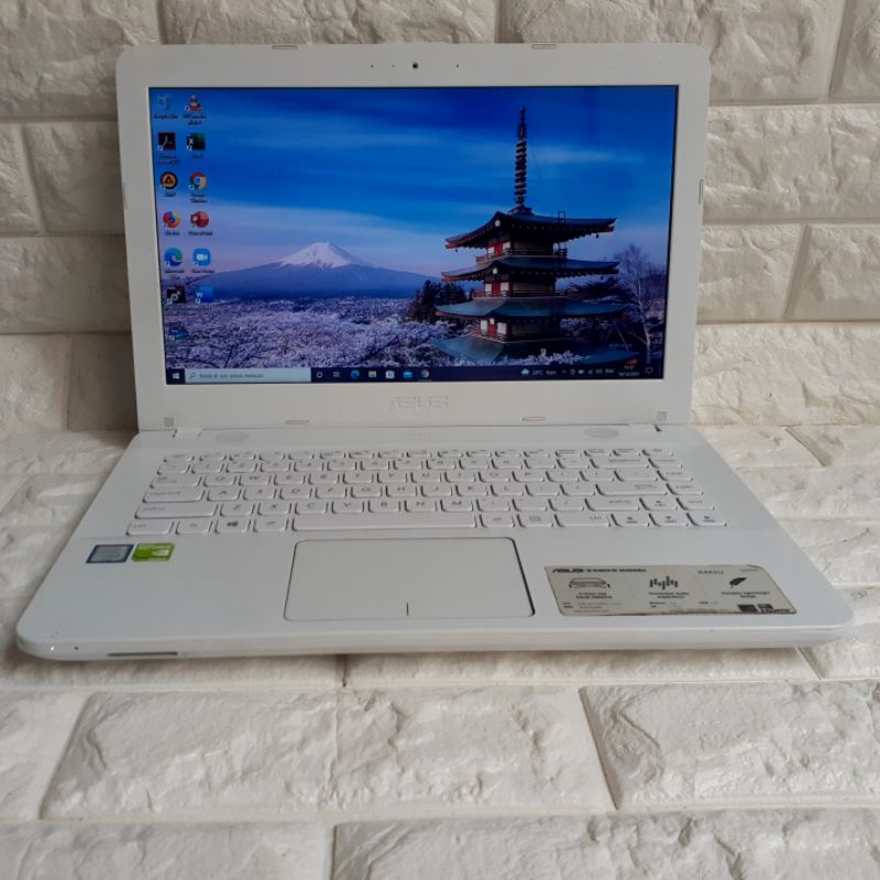 Laptop Asus X441UV i3-6006 Nvidia GeForce 920MX