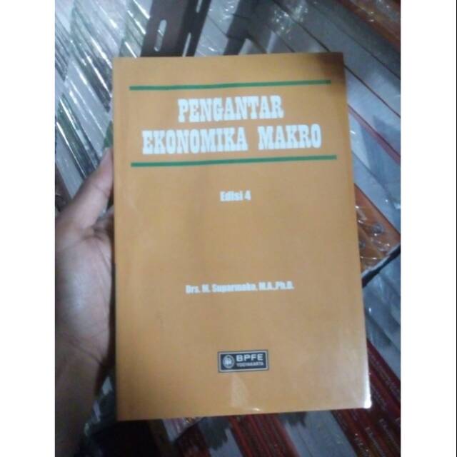 buku pengantar ekonomika makro edisi 4 - M suparmoko