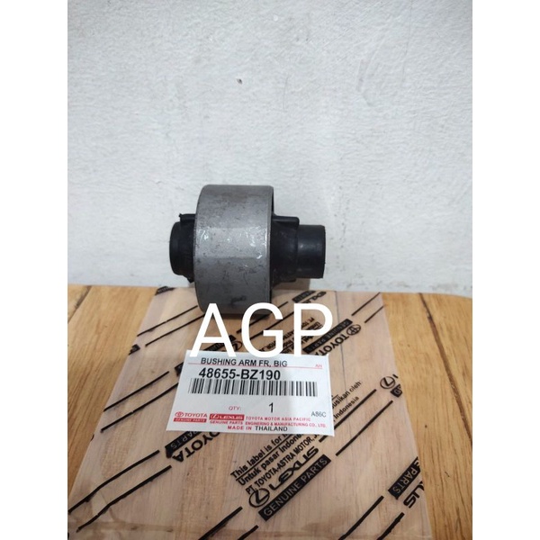 Bushing Lower Arm Besar Depan Original Calya Sigra