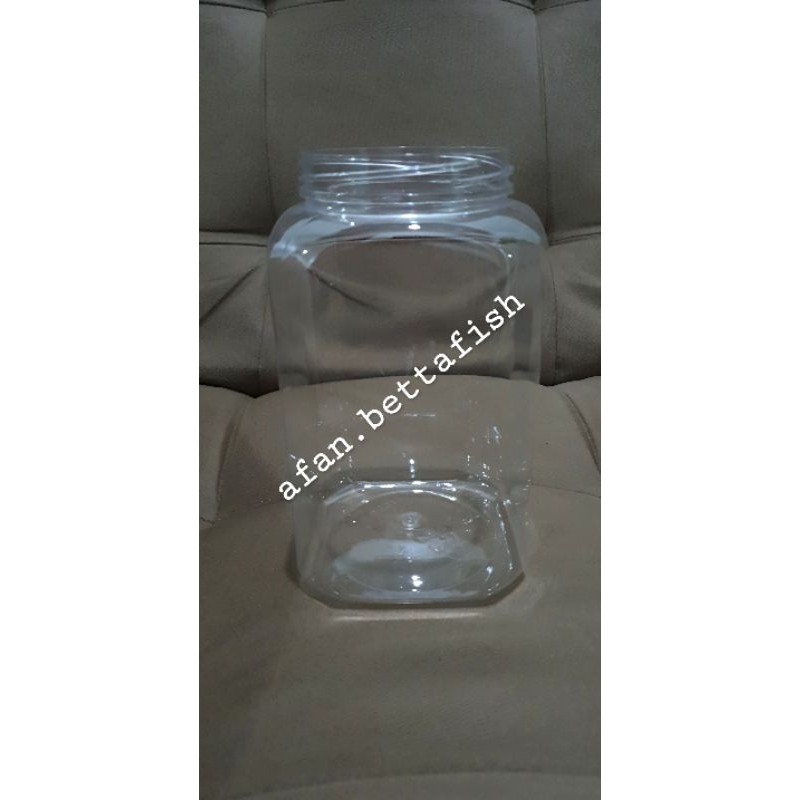 Toples Plastik Ikan Cupang 2 Liter