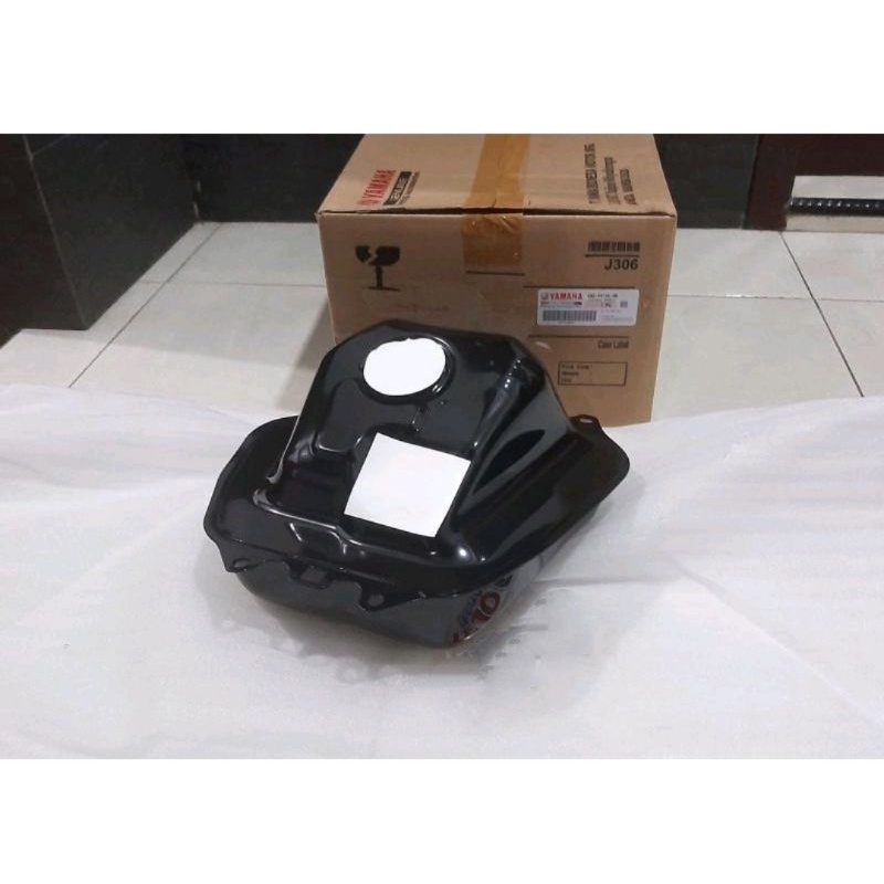 TANGKI BENSIN XEON KARBU 2010-2012 ORI YAMAHA 44D