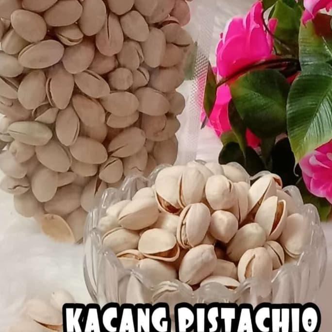 

Kacang Pistachio/Kcang Pustuk 500Gr Oleh2 Haji&Umroh Cemilan Khas Arab Dafa.Olshop