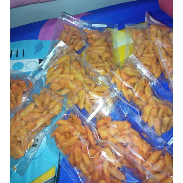 

KRIPIK KULIT LUMPIA KRIUK ENAKKK