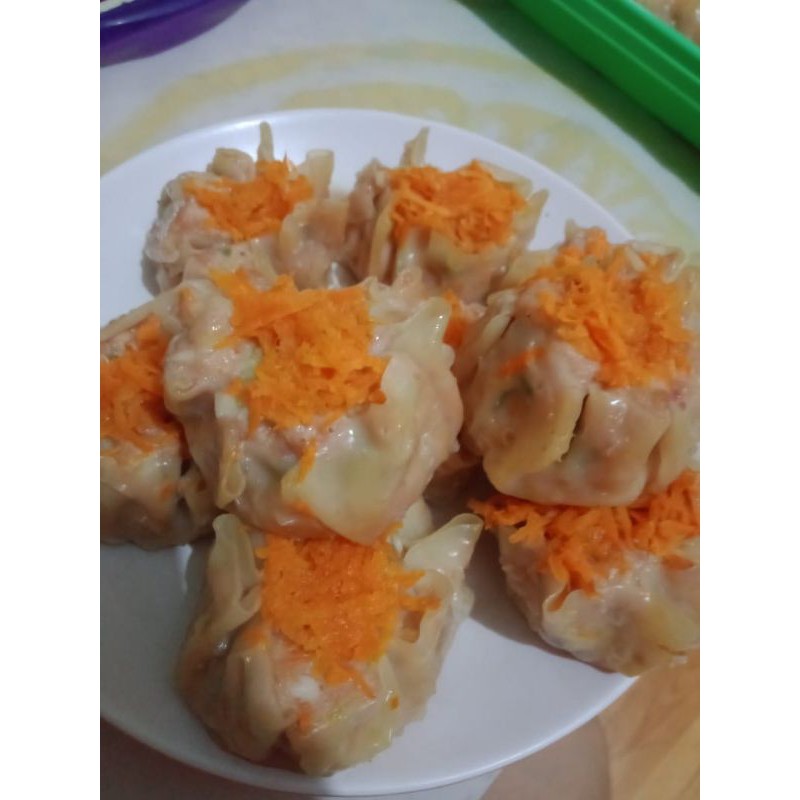 

dinsum somai ayam(frozen ada)