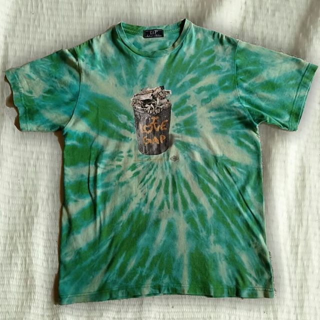 Baju kaos GAP second