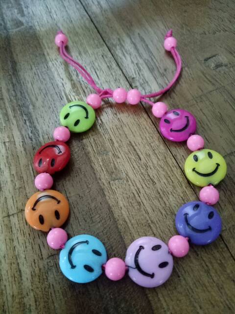 Gelang etnik anak anak