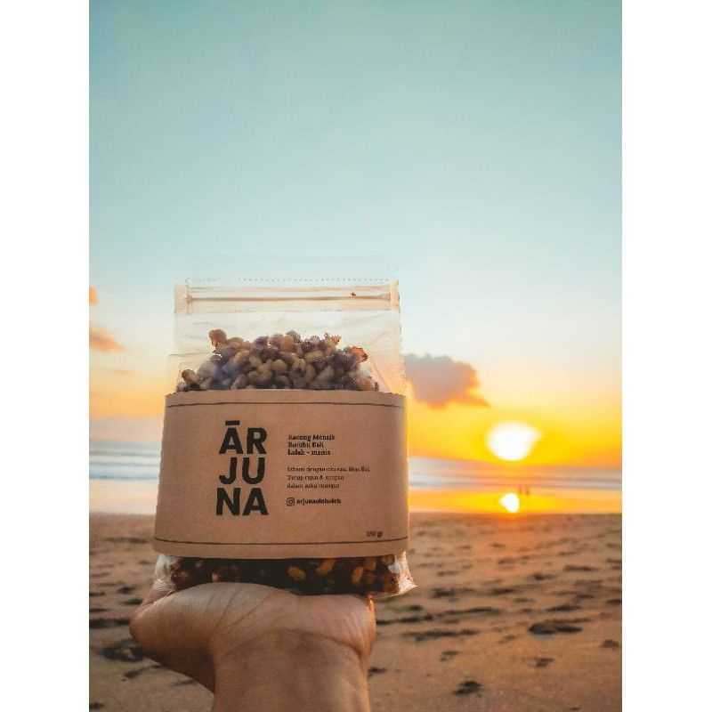 

MAKANAN KHAS BALI KACANG ARJUNA / KACANG MENTIK / KACANG BALI 2 PCS