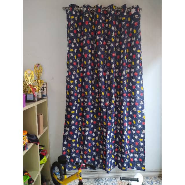 Gorden Katun Karakter Mickey Mouse