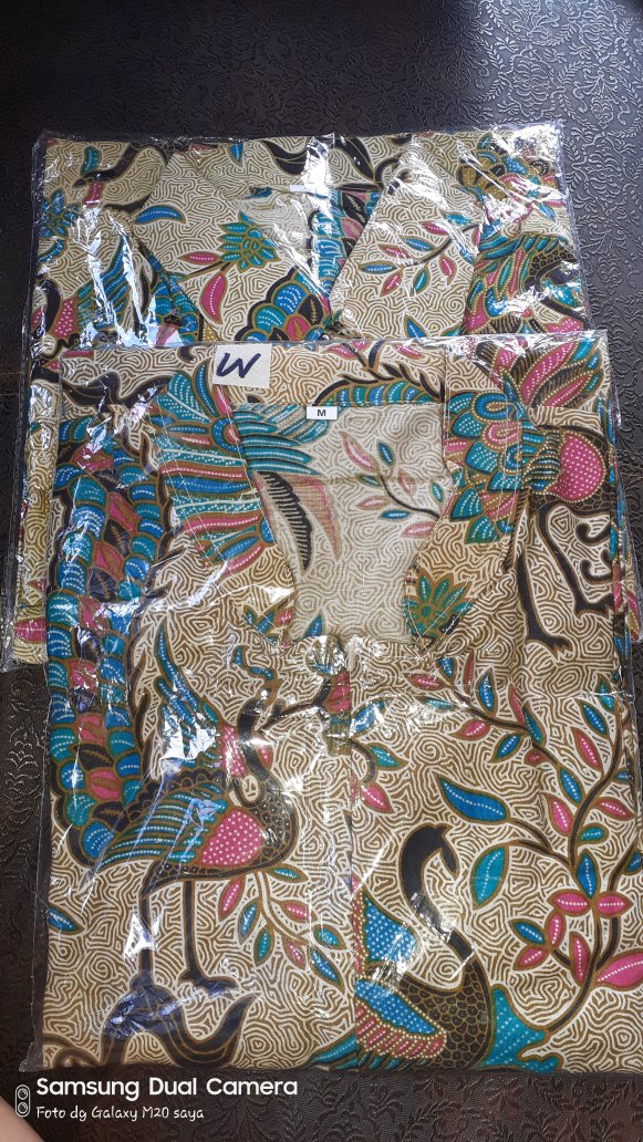 Batik Couple Keluarga - Sania Ruffle Ori Ndoro Jowi Dnt Sogan Motif Merak