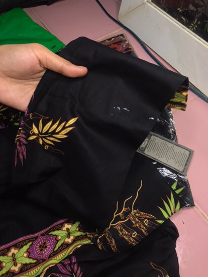 Grosir Terlaris Genes Jelita Tunic Navbor Yelbor Whitbor Creambor Tunik Batik Modern Hrb153