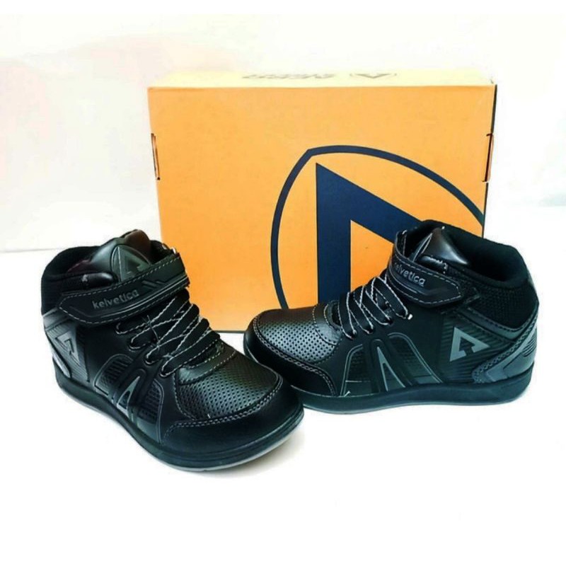 Sepatu Sekolah Aero Kelvetica Hitam