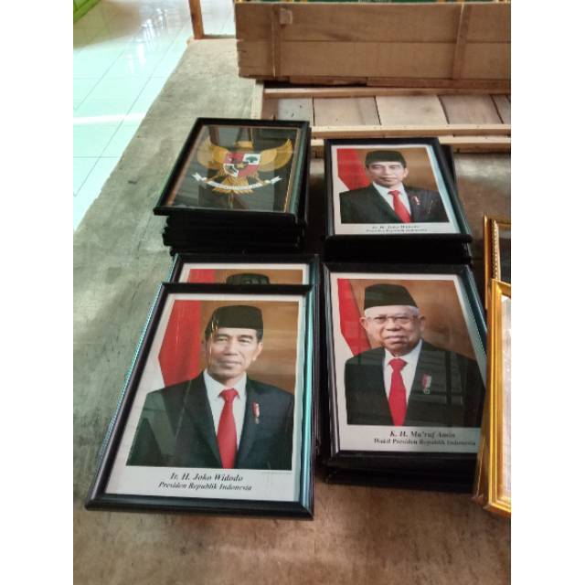 Satu Set Pigura Presiden Wakil Presiden Dan Pancasila Shopee Indonesia