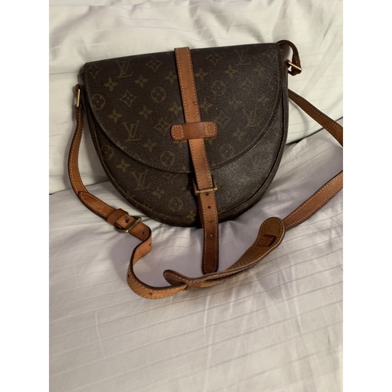 Authentic LV Chantily