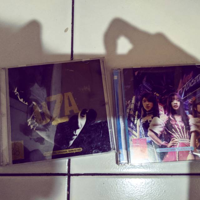 Cd jkt48 uza dan high tension