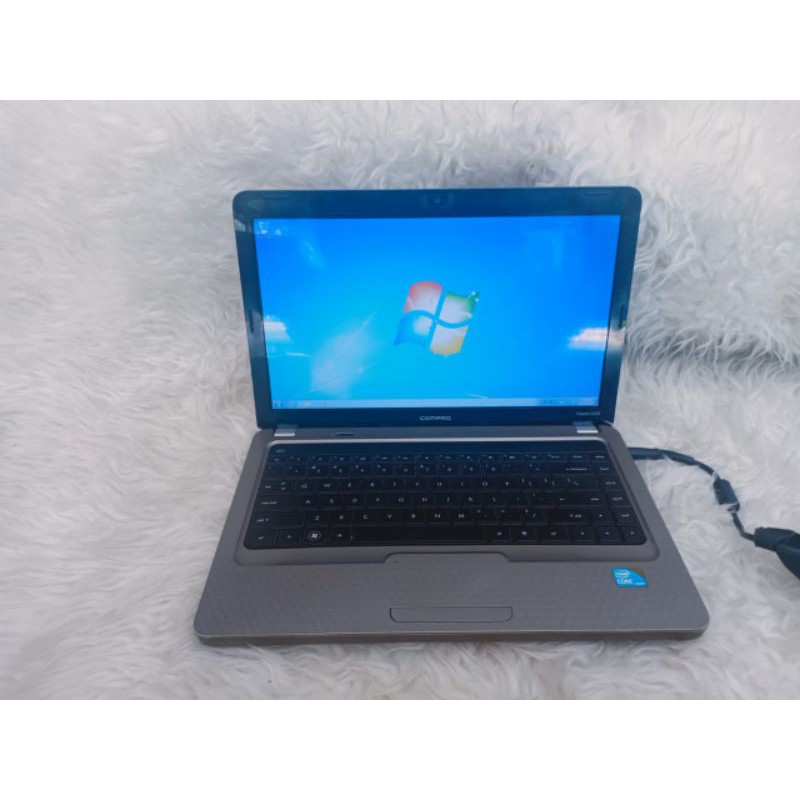 Laptop Compaq CQ42 Ram 2gb HDD 500gb core i5