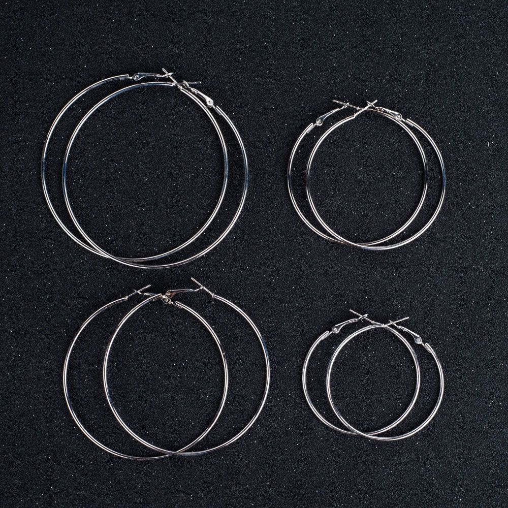 Needway  Metal Ear Studs Women Jewelry Hoop Earrings Punk Large Circle Ring Geometric Exaggerated Temperament Fashion