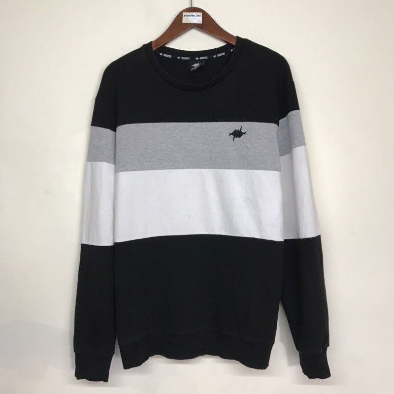 Sweater Crewneck Abatis L second