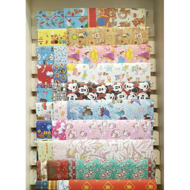 

Kertas Kado Kartun