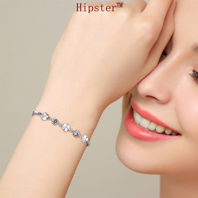 Hot Selling Trend Lucky Four-Leaf Clover Twisted Micro Inlaid with Diamond Bracelet