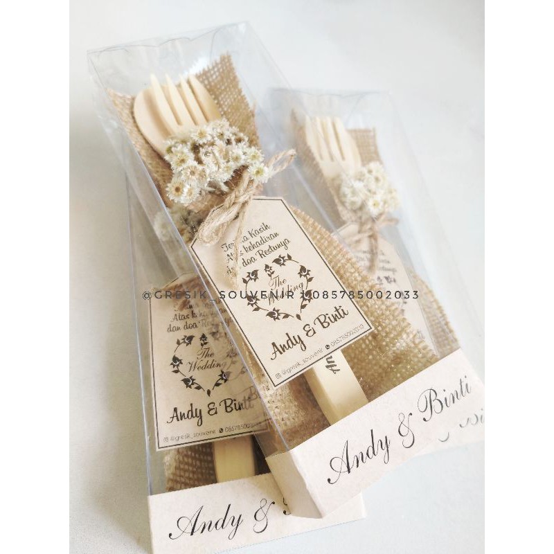 Souvenir Sendok Garpu Kayu