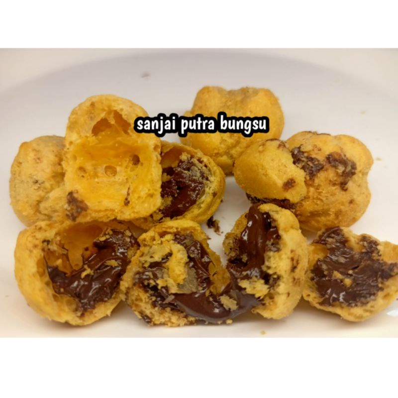 Kue Soes / Kue Sus Coklat Lumer Netto 100 gram