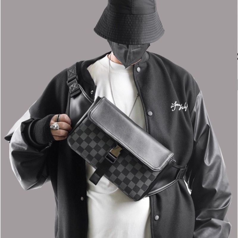 Tas Selempang / Tas Bahu Kulit Pria Monogram Import Quality