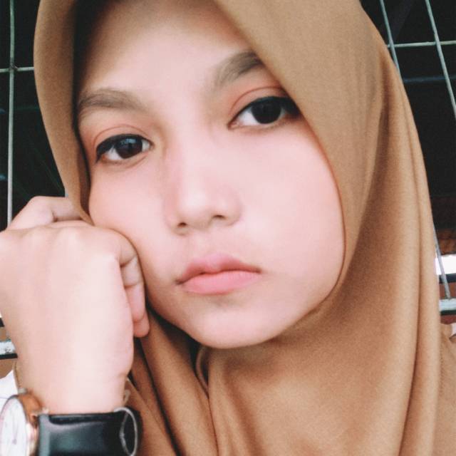 dheliananabilasalsabila